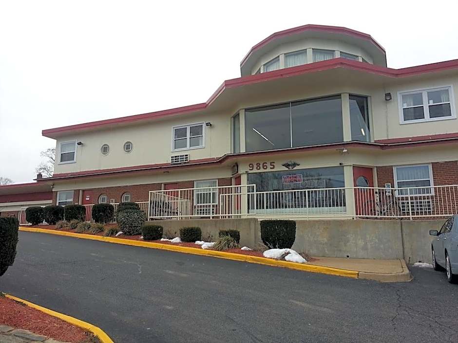 Lee High Inn