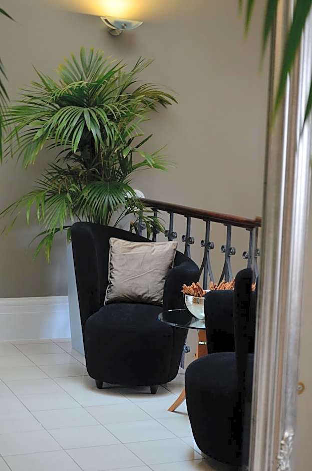 Quebecs Luxury Aparthotel