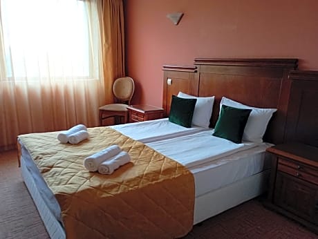 Hotel Bolyary