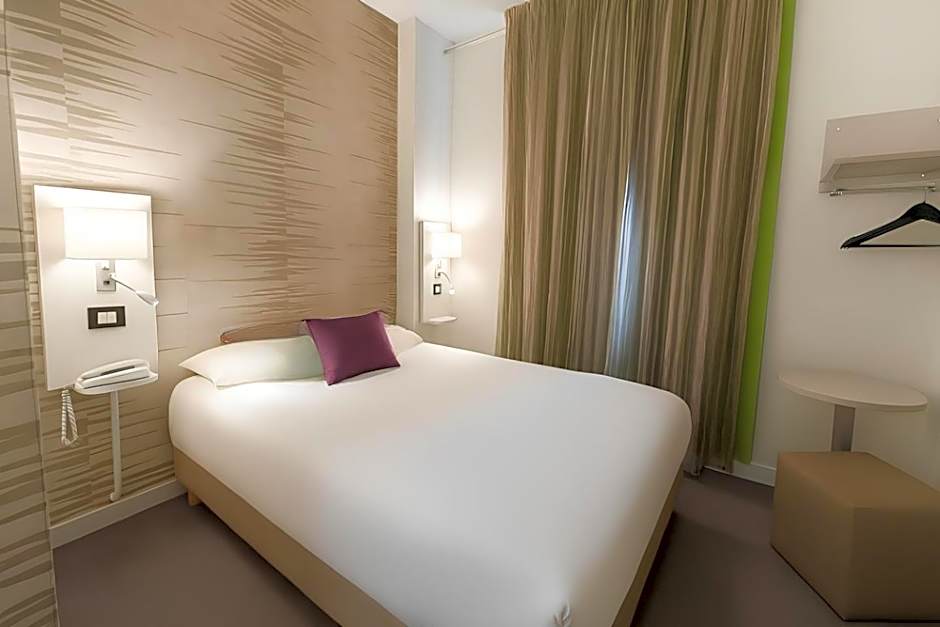 Hotel Albert Elisabeth Gare SNCF