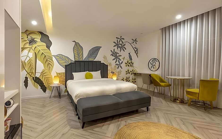 Len's Hotel