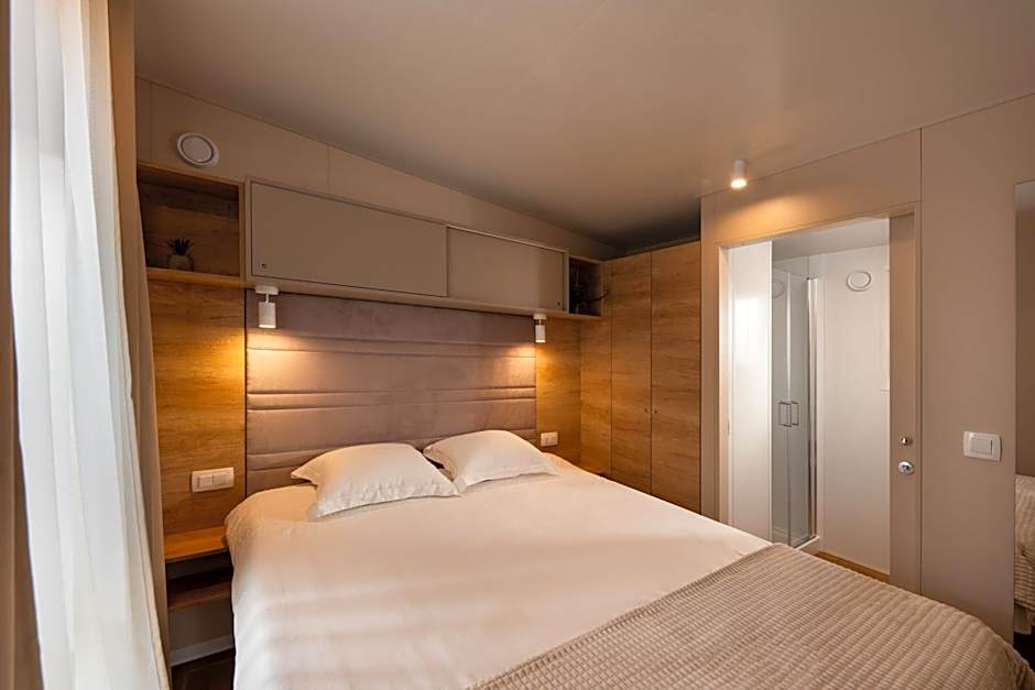 Mobile Homes Rapoća