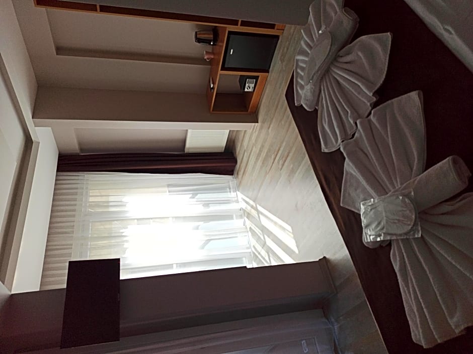 Naz Hotel Old Bazaar