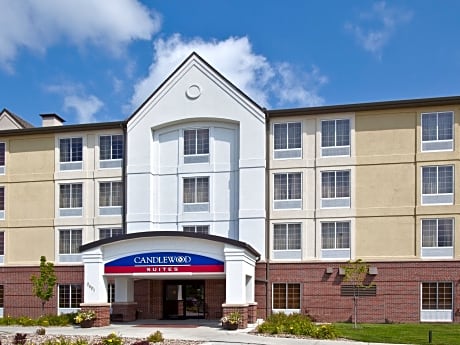 Candlewood Suites Omaha Airport