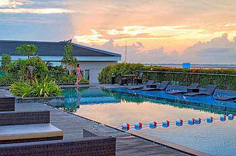 Sovereign Bali Hotel