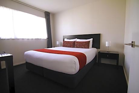 Executive One-Bedroom Apartment