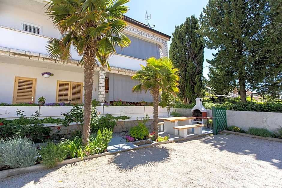 The Rooftop Apartment Punat