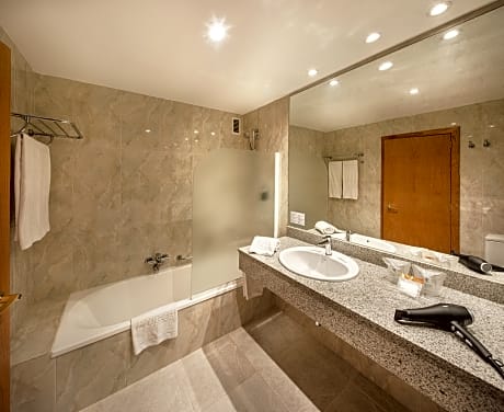 Family Room Superior