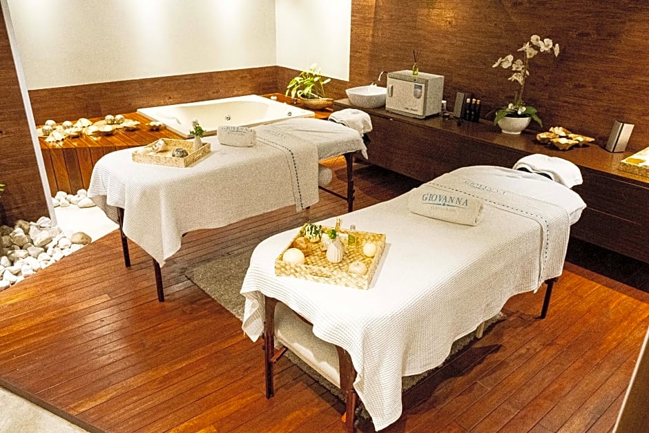 Radisson Hotel Santa Cruz