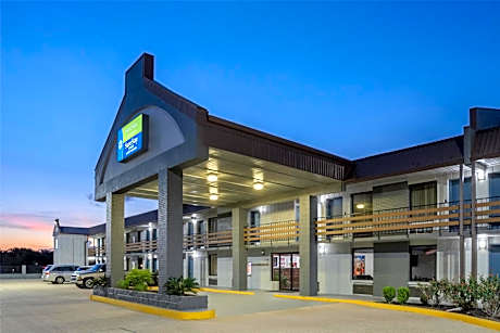 SureStay by Best Western Gonzales
