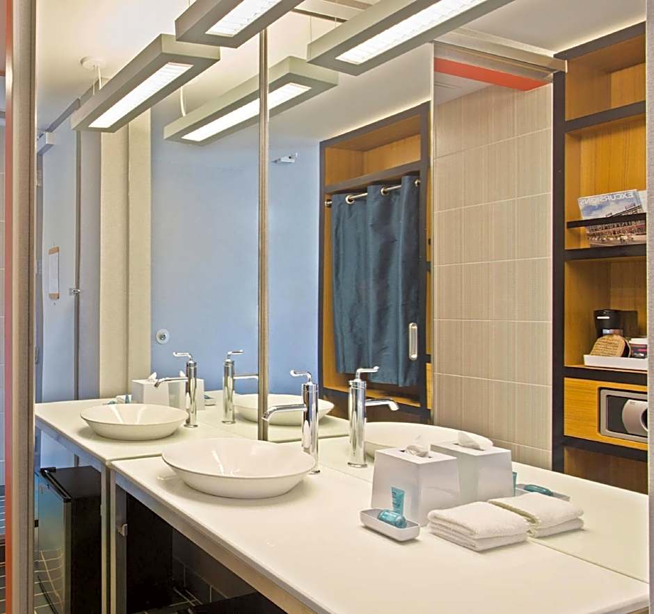 Aloft by Marriott Birmingham Soho Square
