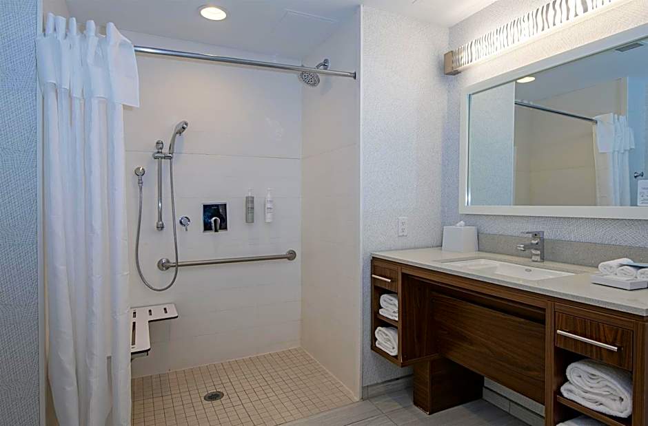 Home2 Suites By Hilton West Edmonton