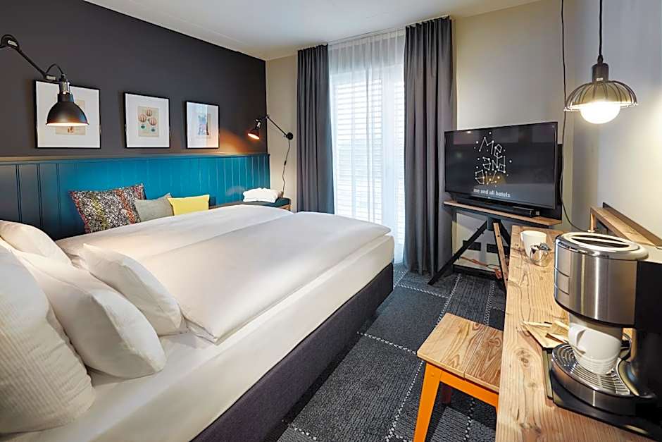 me and all hotel Mainz, by Hyatt