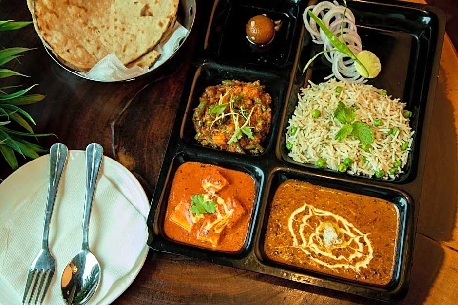The Oakland Plaza – Nehru Place by Orion Hotels