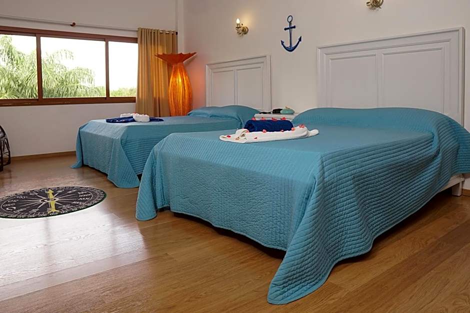 Sybaris Suites & Residences