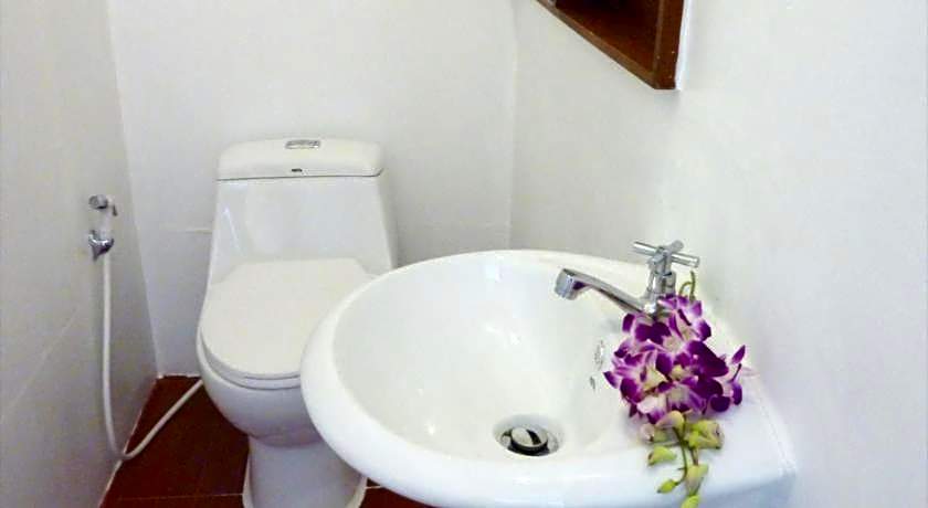 Tara Raft Kanchanaburi Guest House