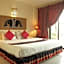 Phumanee Home Hotel