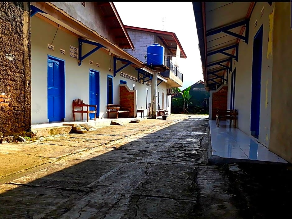 OYO 1187 Penginapan Bunda