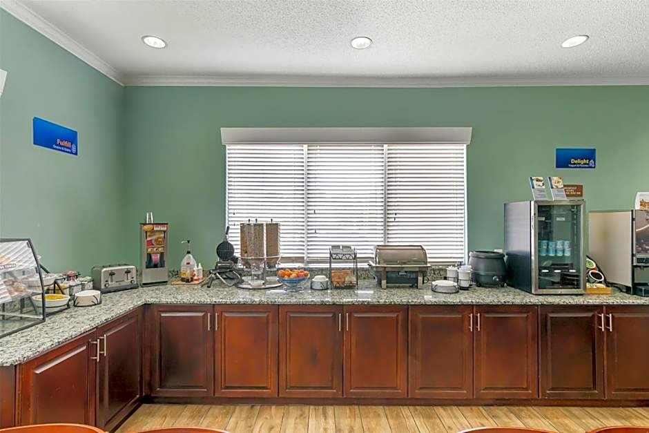 Best Western Teal Lake Inn