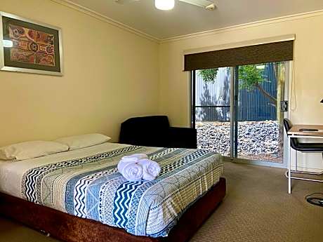 Executive Queen Room