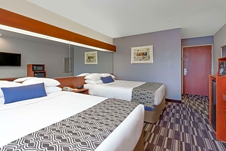 Queen Room with Two Queen Beds - Disability Access/Non-Smoking