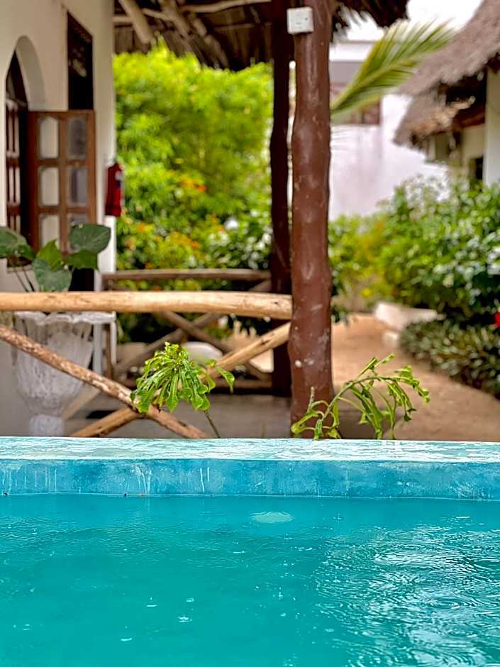 Jambiani White Sands Bungalows