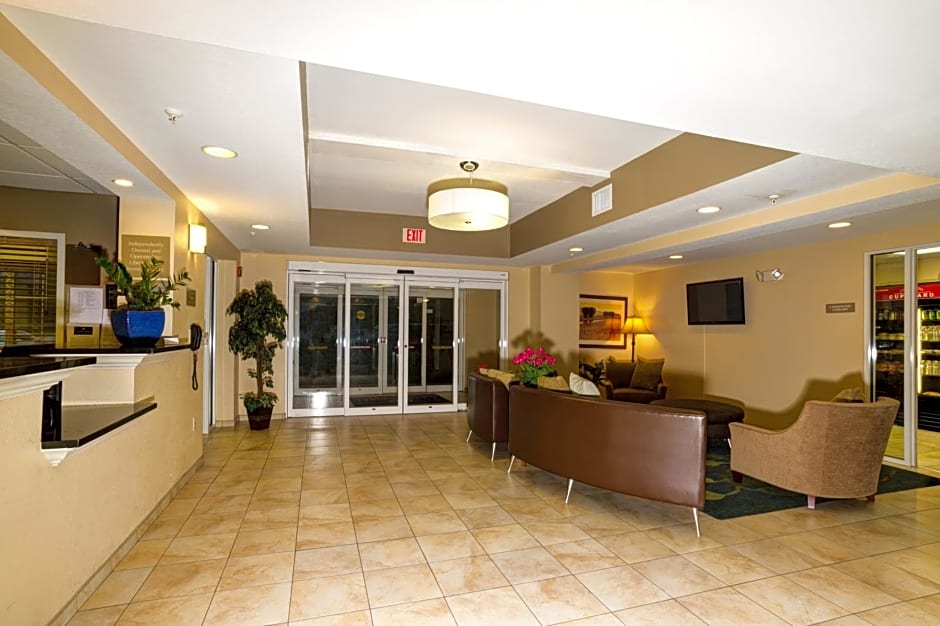 Candlewood Suites Fort Myers Interstate 75