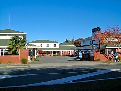 Admirals Motor Lodge