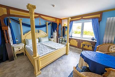 Luxury Double Room (Arabian)