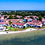 Relaxing Spacious Coastal 3bd Gulfport Paradise