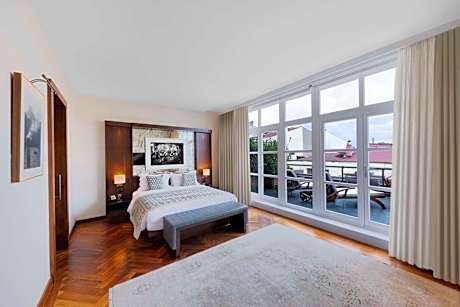 Park Executive Suite