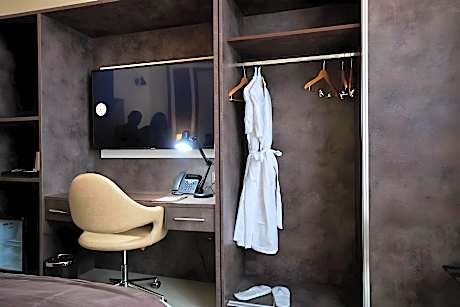 Executive Suite King