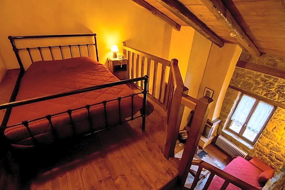 Pigi Tarlampa Hotel
