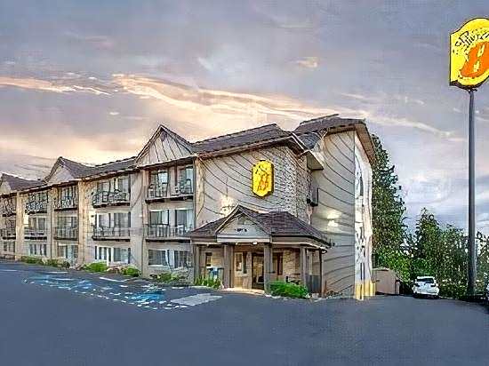 Super 8 by Wyndham Springfield/Eugene