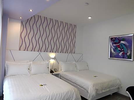 Deluxe Quadruple Room