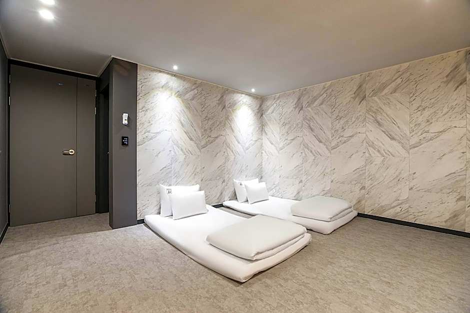 JJ Hotel