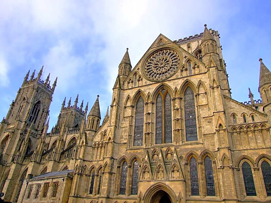 The Little Hide - Adult Only Camping Pods