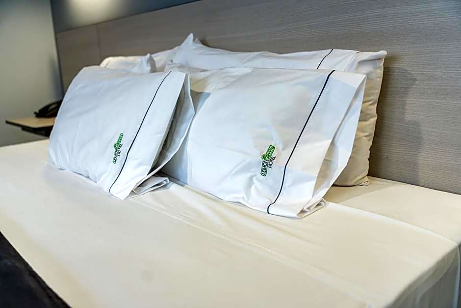 HOTEL LEMON GREEN -Zona Expo Frente al Centro de Convenciones