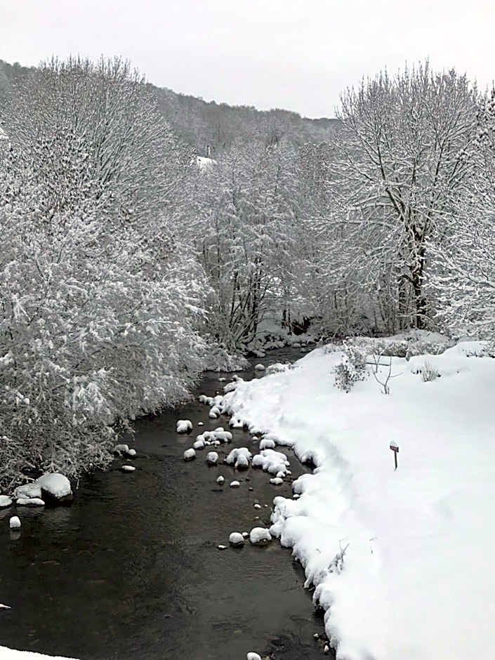 Logis Hôtel-restaurant Les Coudercous