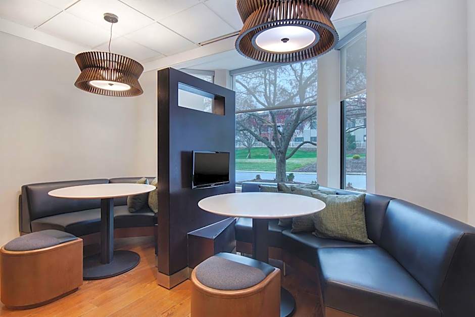 Courtyard by Marriott State College