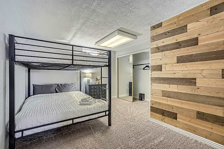 2BR Wellness Retreat in Arvada