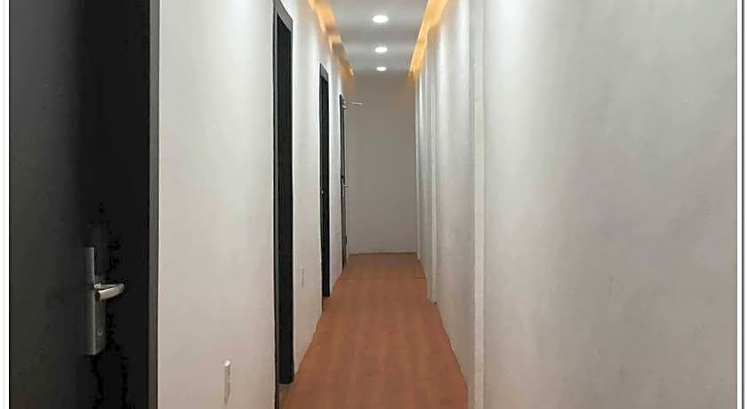 RedDoorz @ Jotel Guest House Medan