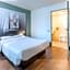 B&B HOTEL Paris Le Bourget