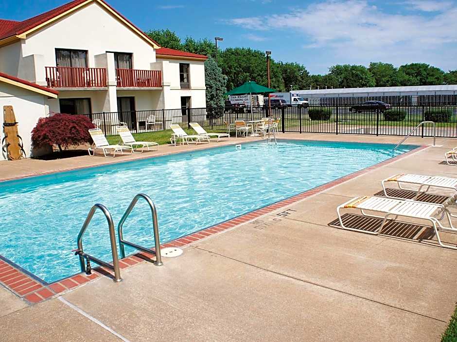 La Quinta Inn & Suites by Wyndham Sandusky