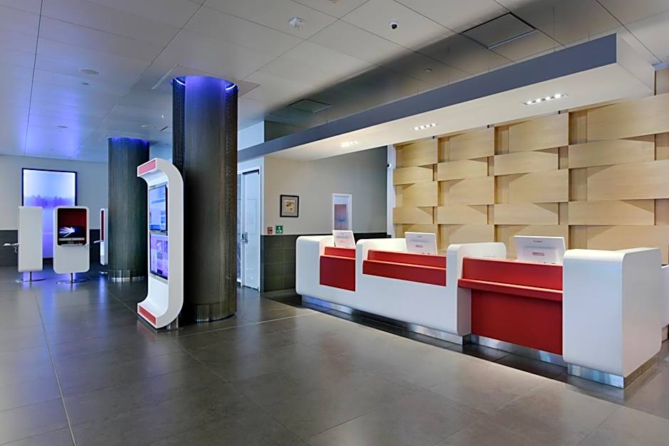 DoubleTree by Hilton Ottawa Downtown