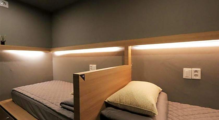 Blueboat Hostel Jeonju (Korea Quality)