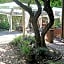 Morris House Hotel - Bed And Breakfast