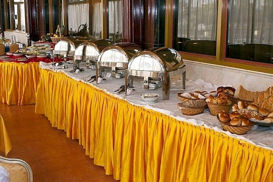 Safeer Hotel Suites