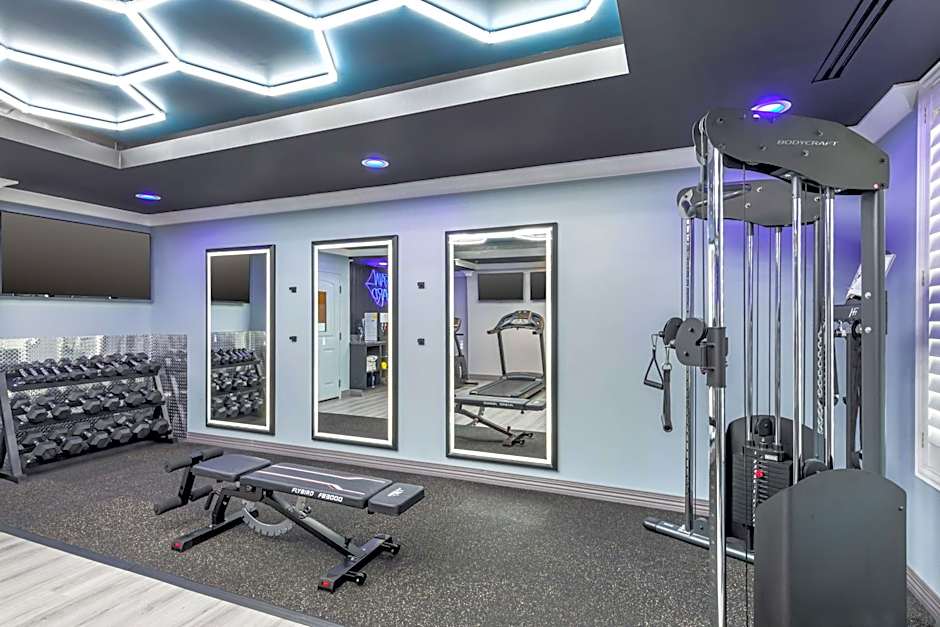 Best Western Plus Avita Suites