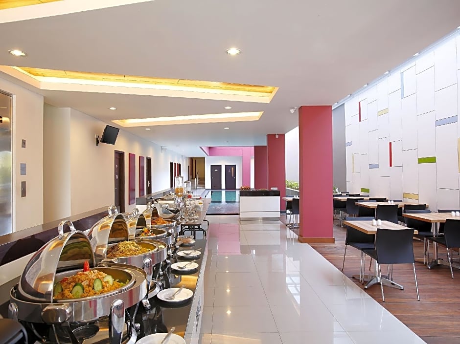 Amaris Hotel Dewi Sri